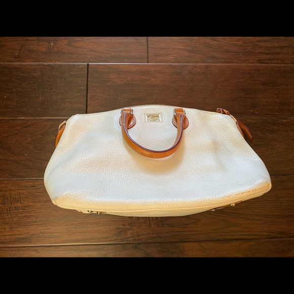 Purse - Picture 3 of 4